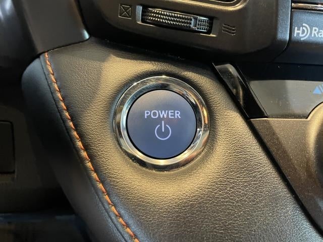 2018 Toyota RAV4 Hybrid SE AWD (Natl)