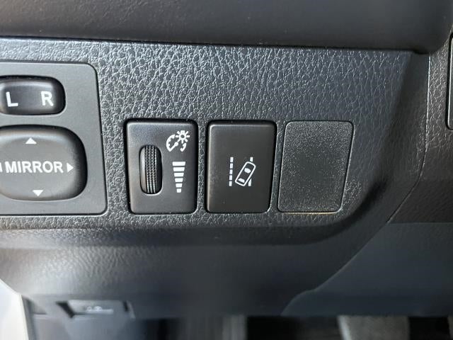 2018 Toyota RAV4 Hybrid SE AWD (Natl)