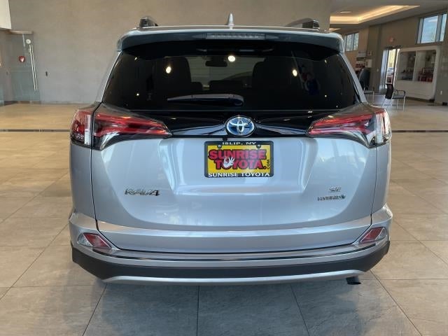 2018 Toyota RAV4 Hybrid SE AWD (Natl)