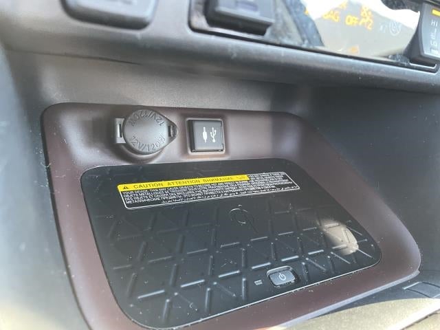 2019 Toyota RAV4 Limited AWD (Natl)