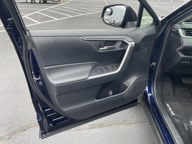 2019 Toyota RAV4 XLE AWD (Natl)