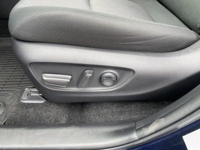 2019 Toyota RAV4 XLE AWD (Natl)