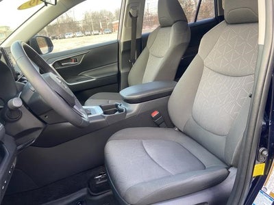 2019 Toyota RAV4 XLE AWD (Natl)