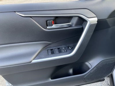 2019 Toyota RAV4 XLE AWD (Natl)