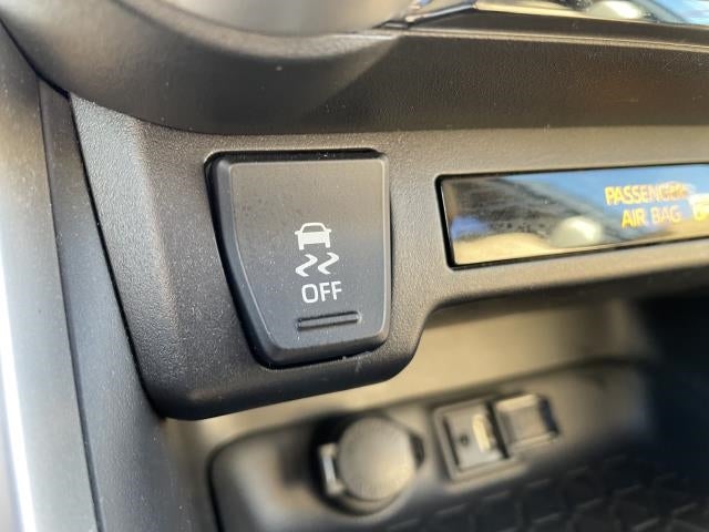 2019 Toyota RAV4 XLE AWD (Natl)