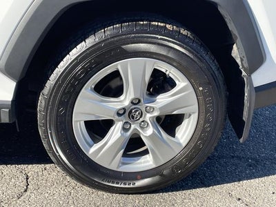 2019 Toyota RAV4 XLE AWD (Natl)