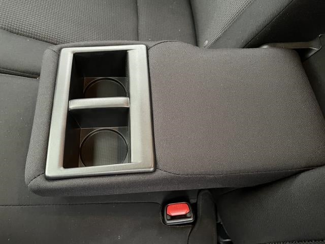 2018 Toyota RAV4 XLE AWD (Natl)