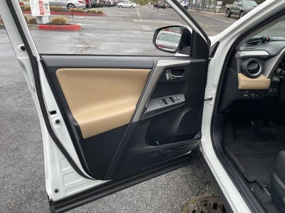 2018 Toyota RAV4 XLE AWD (Natl)