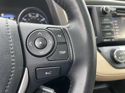 2018 Toyota RAV4 XLE AWD (Natl)