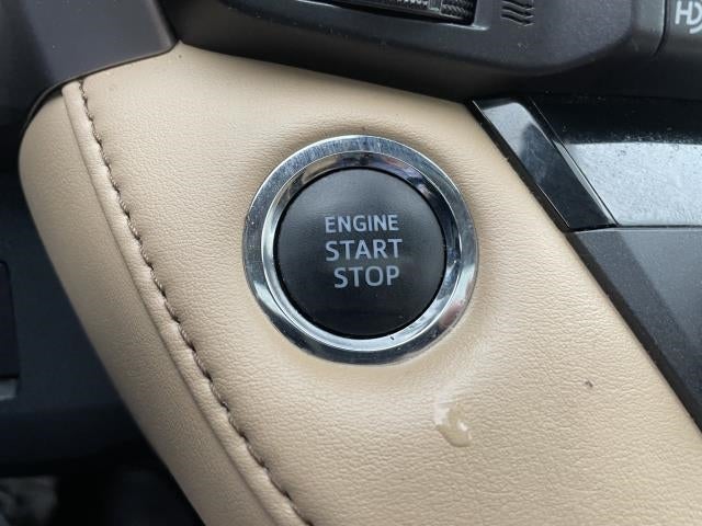 2018 Toyota RAV4 XLE AWD (Natl)