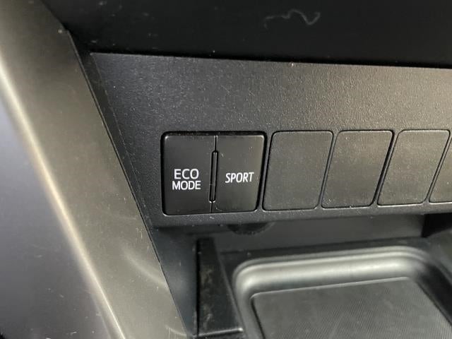 2018 Toyota RAV4 XLE AWD (Natl)