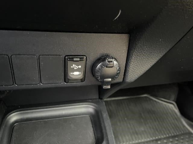 2018 Toyota RAV4 XLE AWD (Natl)