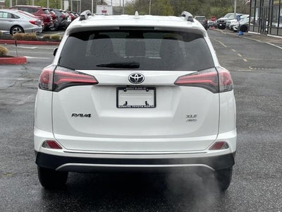2018 Toyota RAV4 XLE AWD (Natl)