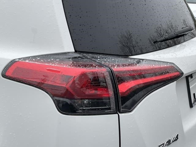 2018 Toyota RAV4 XLE AWD (Natl)