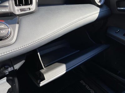 2018 Toyota RAV4 XLE AWD (Natl)