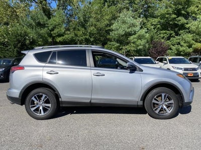 2018 Toyota RAV4 XLE AWD (Natl)