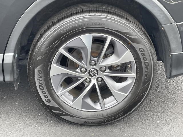 2018 Toyota RAV4 Hybrid XLE AWD (Natl)