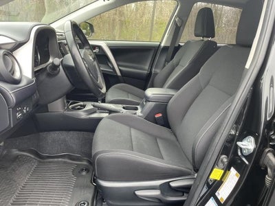 2018 Toyota RAV4 Hybrid XLE AWD (Natl)