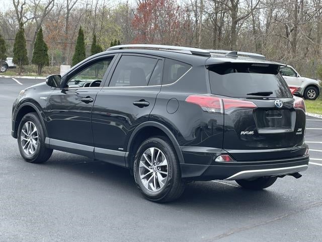 2018 Toyota RAV4 Hybrid XLE AWD (Natl)