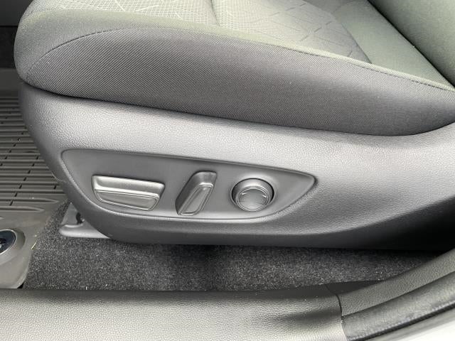 2021 Toyota RAV4 Hybrid XLE AWD (Natl)