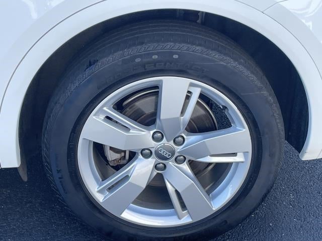 2019 Audi Q5 Prestige 45 TFSI quattro